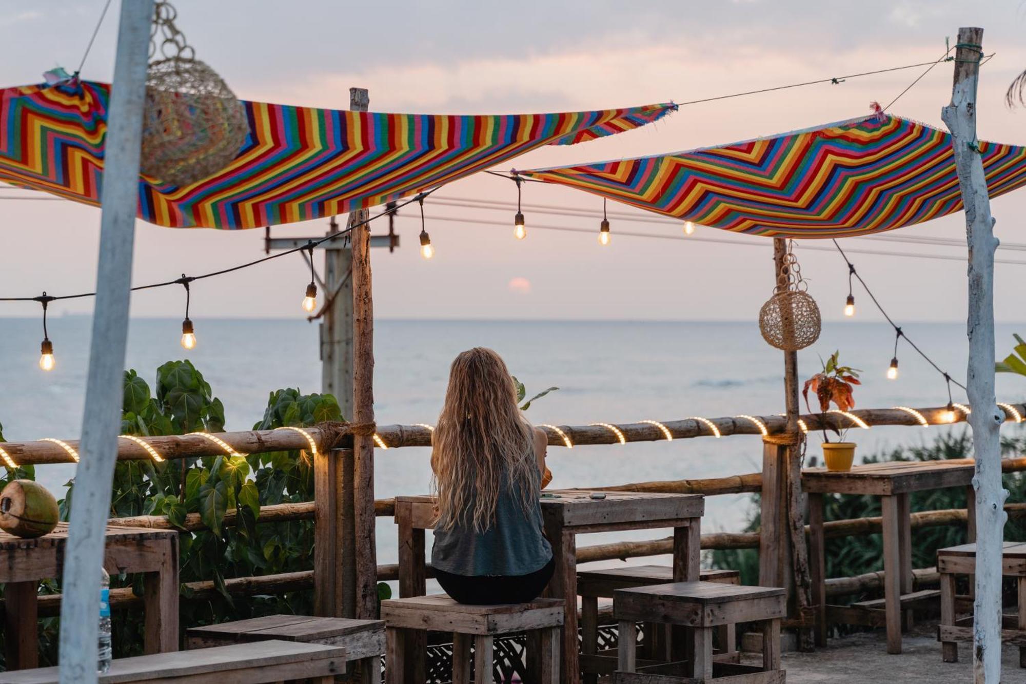 アハンガマ Gaia Ocean Surf Yogaホステル エクステリア 写真
