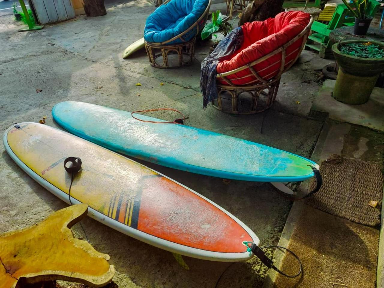 アハンガマ Gaia Ocean Surf Yogaホステル エクステリア 写真